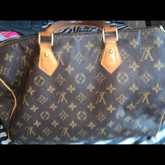 Authentic LV speedy 35 handbag - Picture 1 of 4